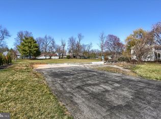 6 Briargate Rd, Mechanicsburg, PA 17050