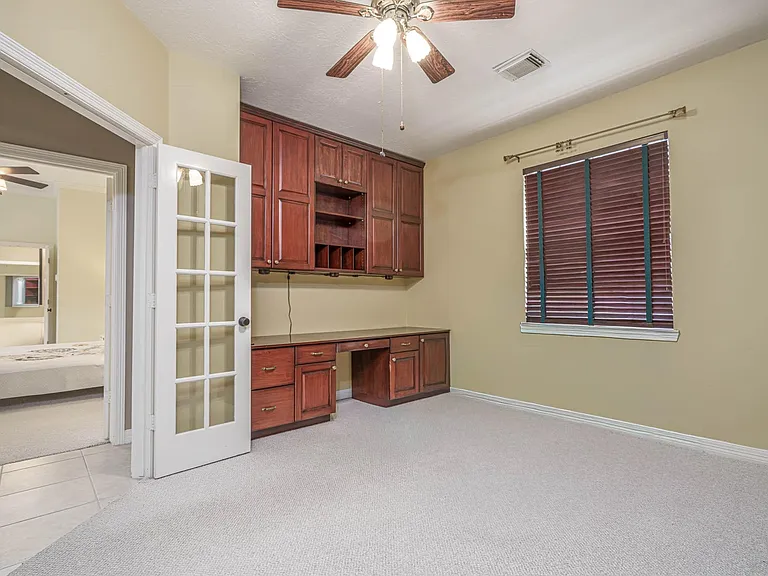 5415 Emerald Brk — Photo 28