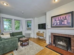 458 Beacon St APT 1, Boston, MA 02115
