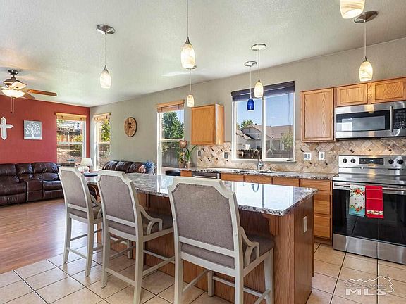 5th image of 3840 Cloverbrook Dr