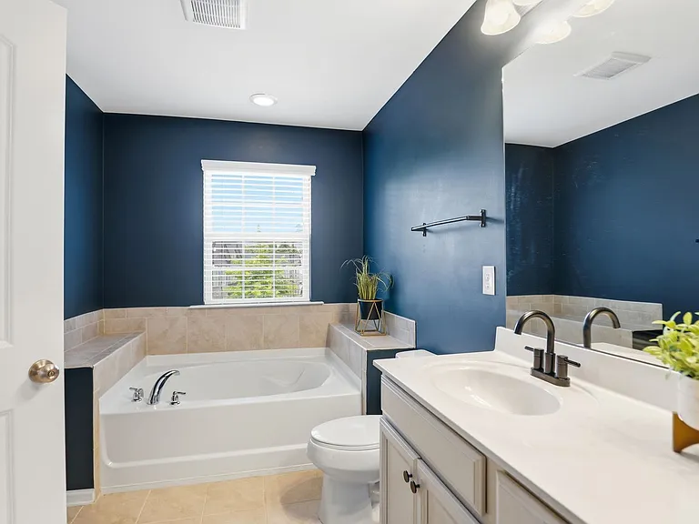 1223 Bhaltair Ln #1 — Photo 32