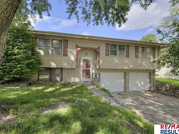 3rd image of 2335 N 113th St