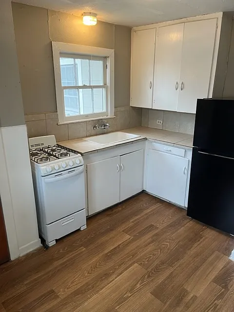 1 bed, 600 sqft, $800 — Photo 2