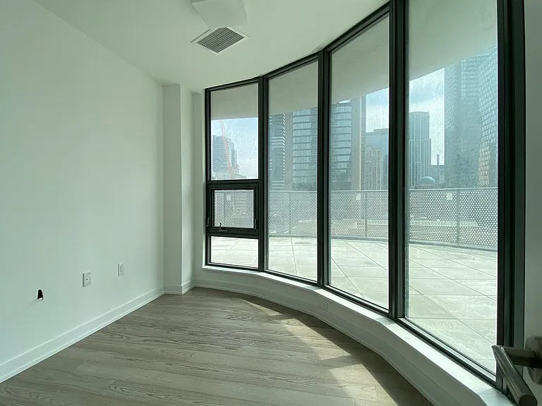 11 Wellesley St W #607 — Photo 13