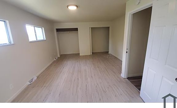 4th image of 4509 Holman Ln