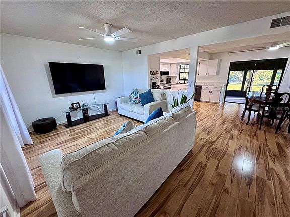 2nd image of 7186 LEXINGTON CIRCLE