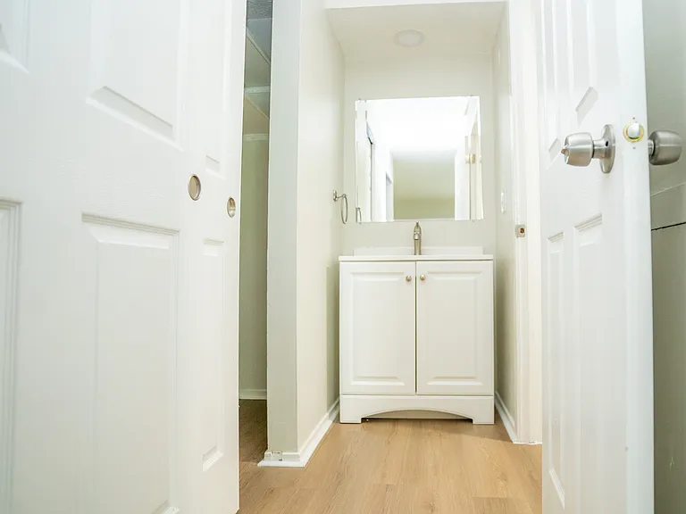 2 Bed 1.5 Bath Garden (7)