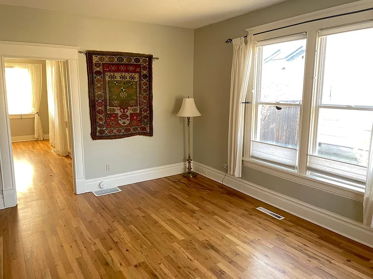 1405 E Washington St — Photo 10