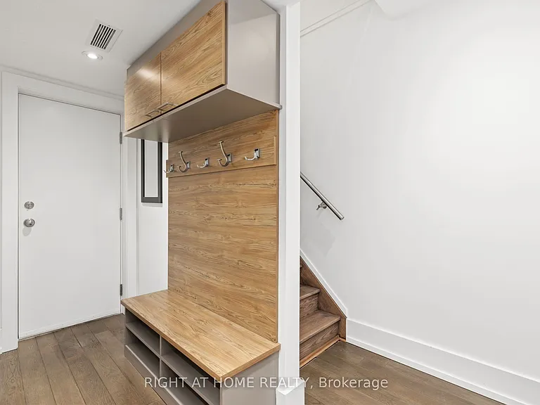 66 Havelock St #11 — Photo 40