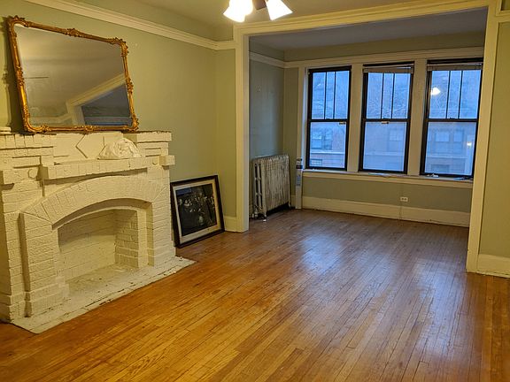2nd image of 1305 W Farwell Ave #1