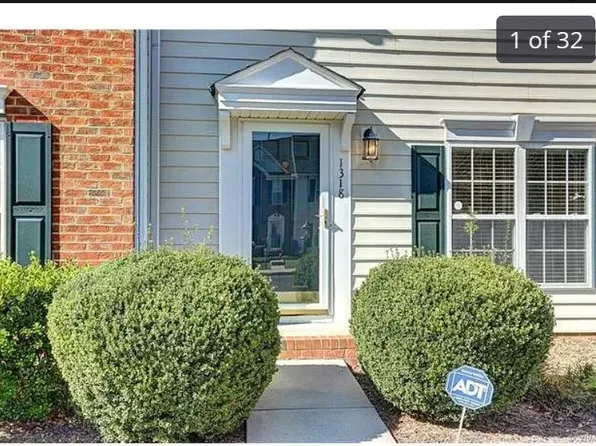 1318 Magnolia Pointe Blvd, Glen Allen, VA 23059