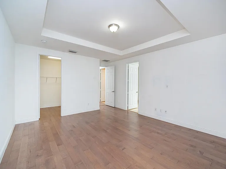 5157 NW 85th Ave — Photo 17