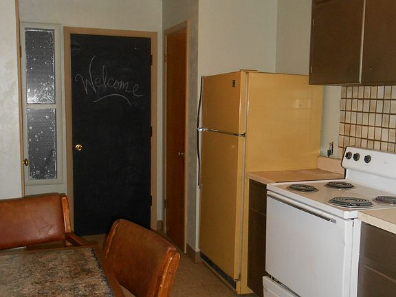 2nd image of 405 E 6th Ave