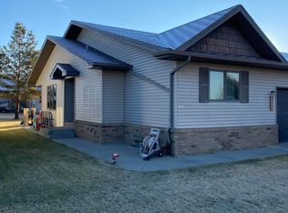 1814 16th Ave W, Williston, ND 58801