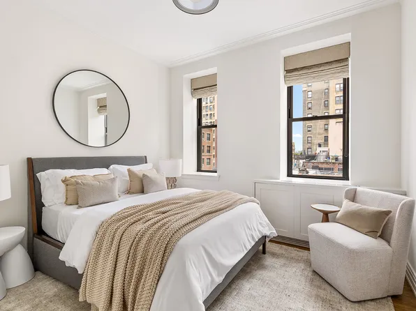 235 West 75th Street image 7 of 12