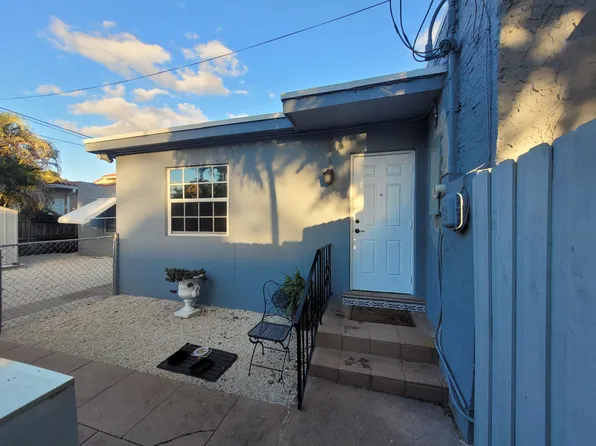 2295 SW 25th St #2, Miami, FL 33133