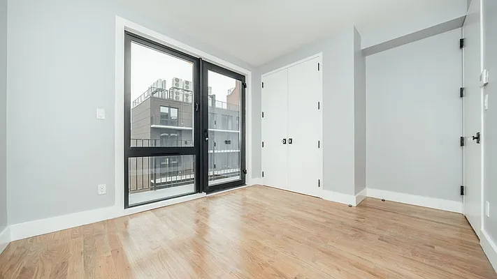 Rented by Nooklyn NYC LLC | media 89