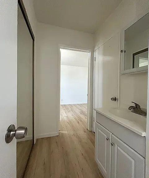 5225 Cahuenga Blvd #19 — Photo 4