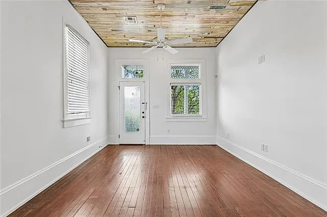 3417 Iberville St — Photo 4