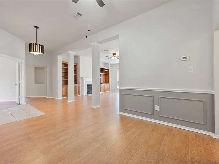 6103 Sea Island Trl — Photo 3