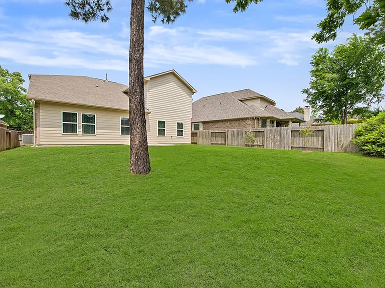 169 Forest Heights Ln — Photo 43