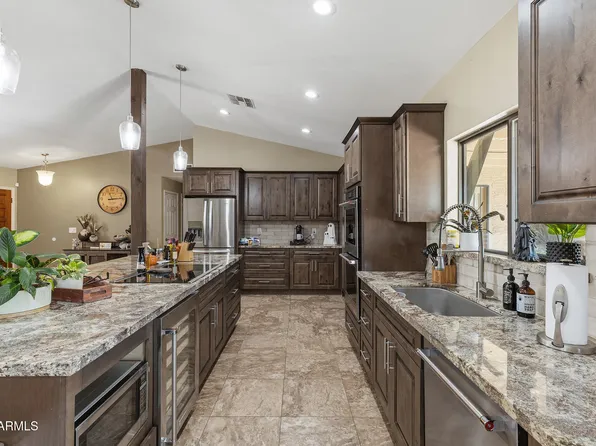 4725 E LE MARCHE Avenue, Phoenix, AZ 85032