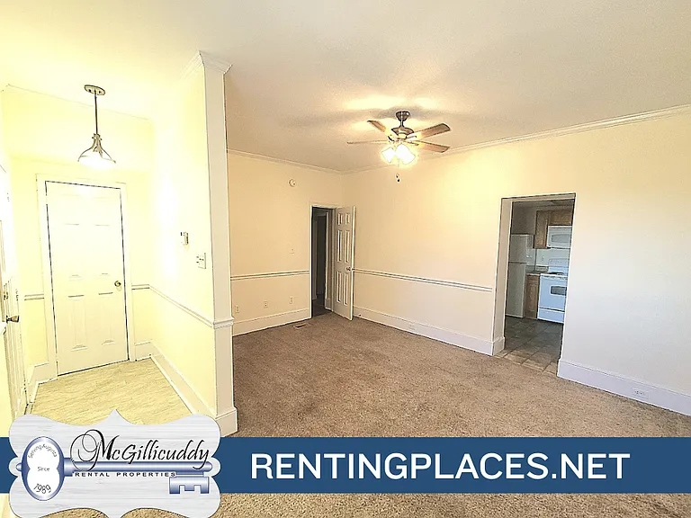 930 Hickman Rd #F — Photo 2