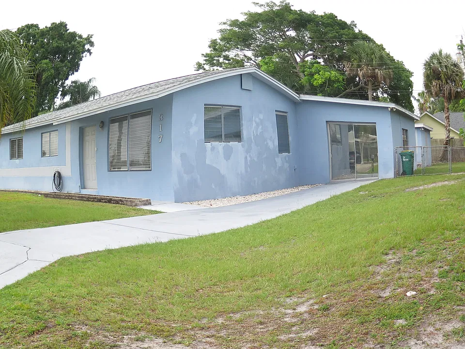 317 Cornell Ave