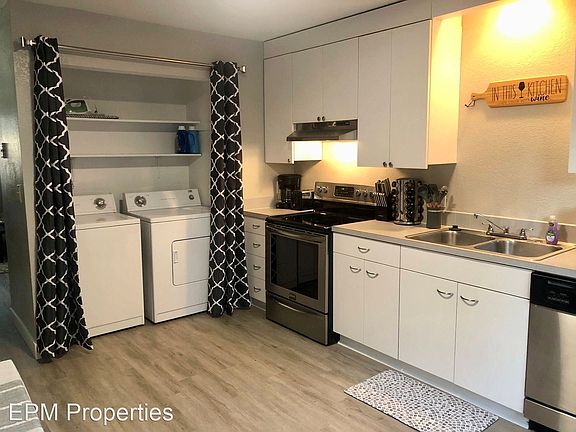 5th image of 2612 9th Ave #4