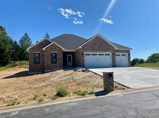 230 Cedar Berry Dr, Washington, MO 63090
