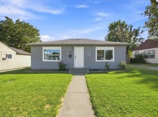 1909 W 3rd Ave, Kennewick, WA 99336