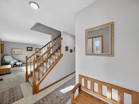 4th image of 1401 36th St SW