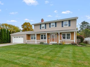 396 S Hills Dr, Battle Creek, MI 49015