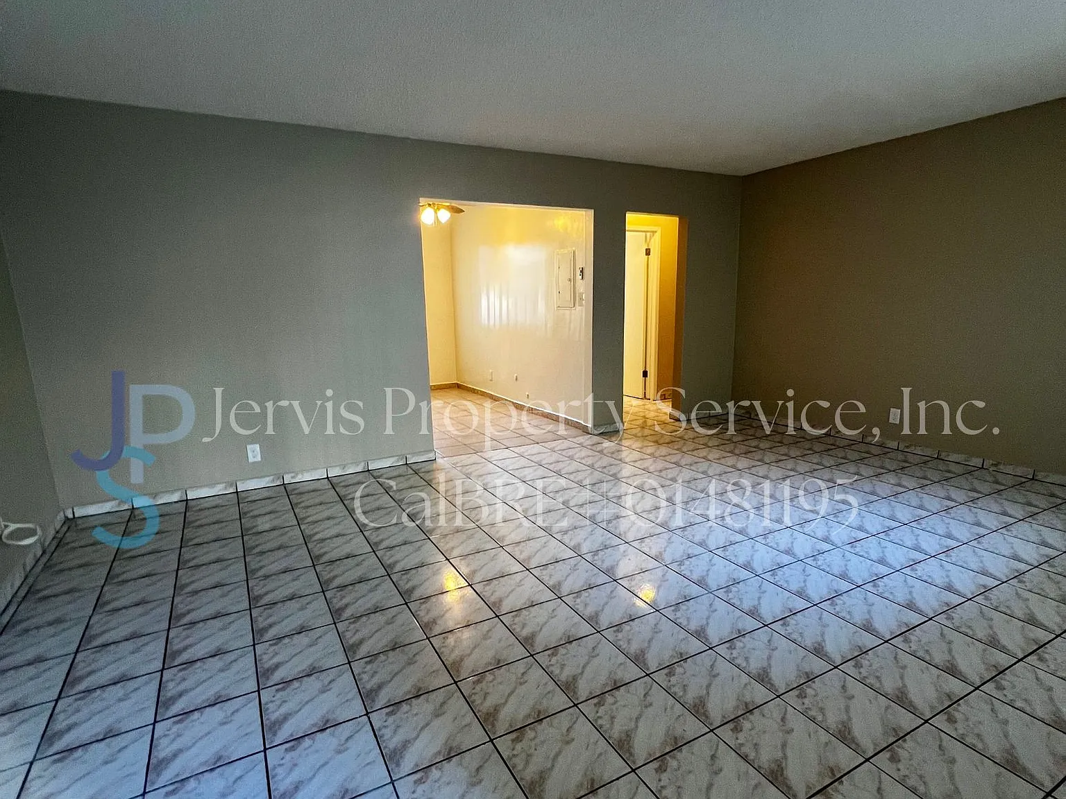 8700-8710 Rosecrans Ave — Photo 2