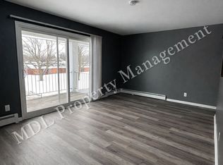 3121 Southfield Dr #12, Saginaw, MI