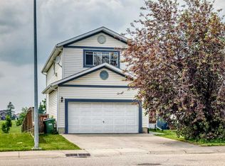 7230 S Laguna Way NE, Calgary, AB T1Y 7B9