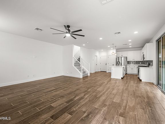 4th image of 1707 S 83RD Place