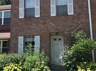 55 Viburnum Ct, Lawrence Township, NJ 08648
