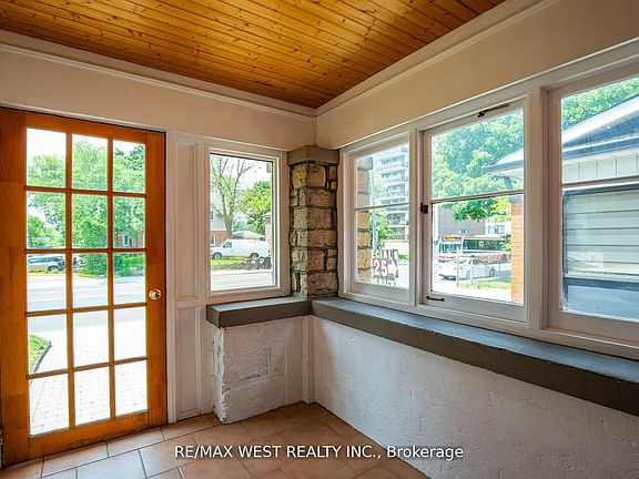 2nd image of 2317 Weston Rd