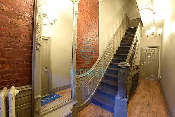 Rented by null | media 11