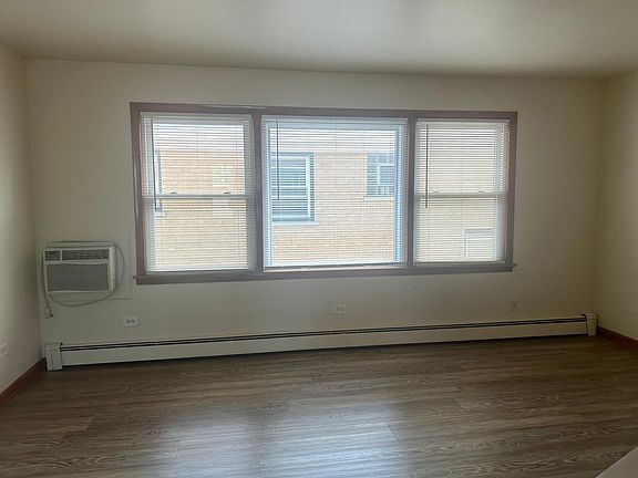 2nd image of 12546 S Ashland Ave APT 2