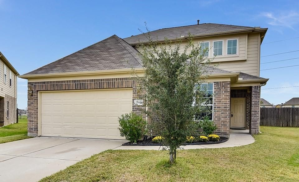 1st image of 19302 English Pine Ct