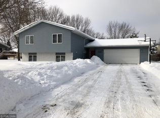 9088 Jasmine Ave S, Cottage Grove, MN 55016