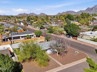 940 E Berridge Ln, Phoenix, AZ 85014