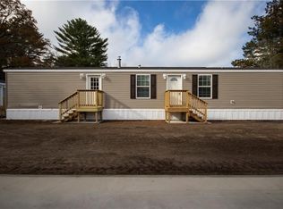 16 Foxtrot Dr, Charlestown, RI 02813