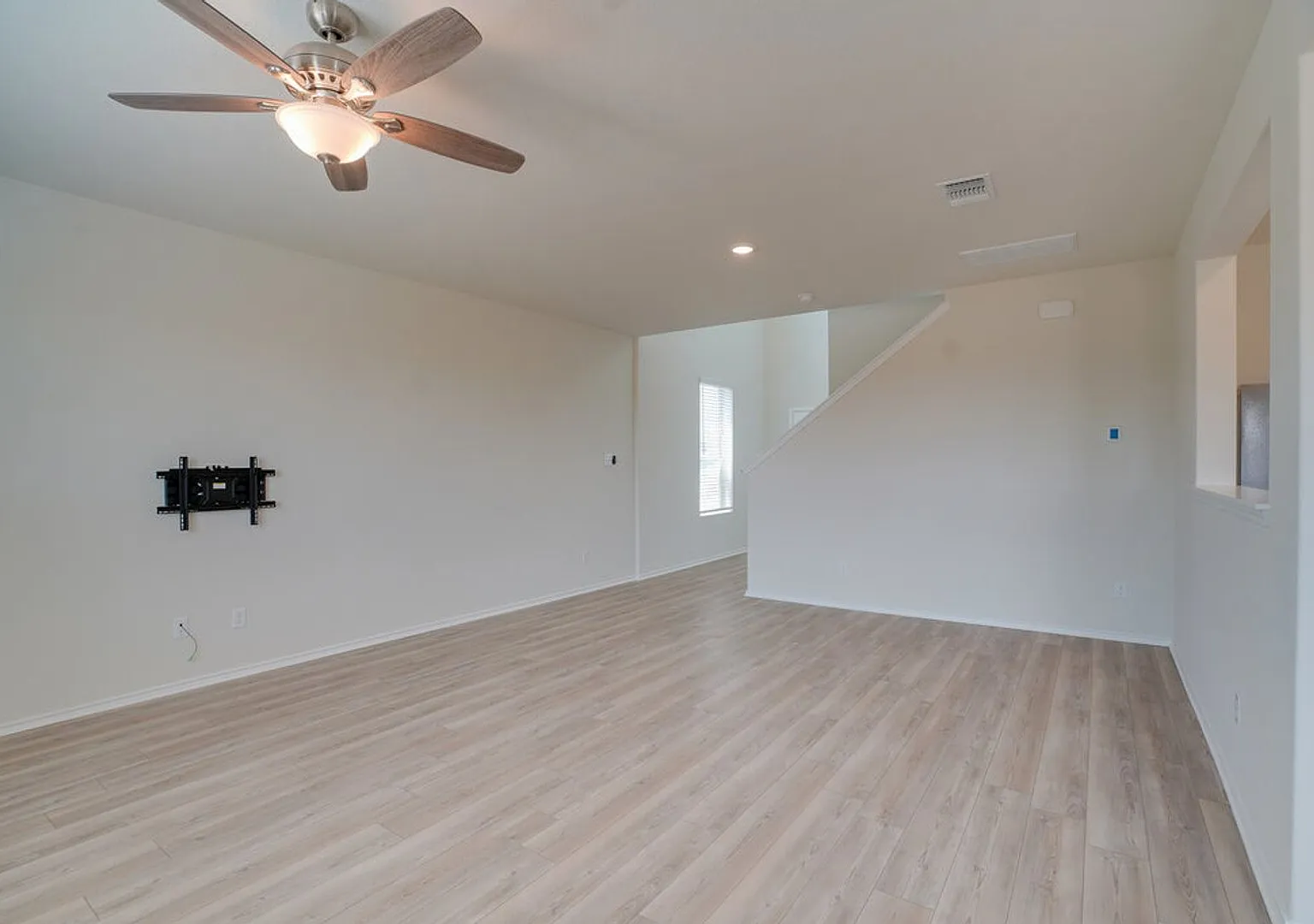 1109 Paradise Canyon Drive, Jarrell, TX 76537 — Photo 3
