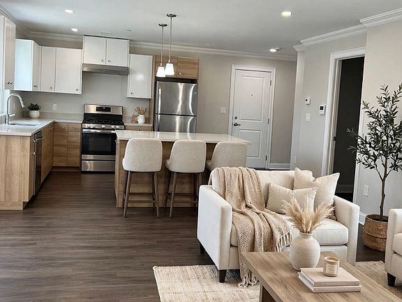 4th image of 71A Legacy Blvd #308