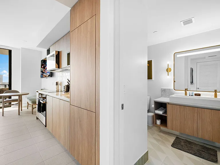 159 NE 6th St #47-ID1032220P — Photo 32