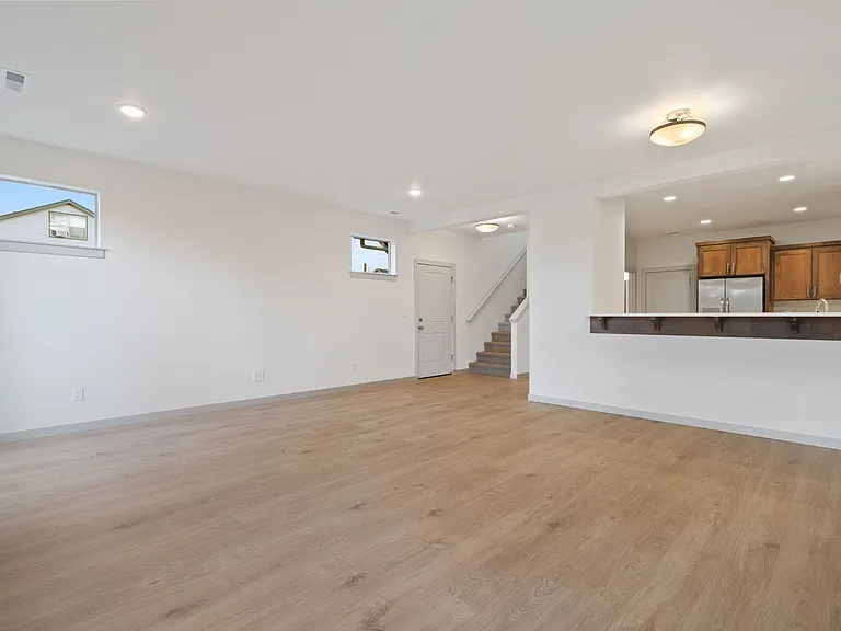13902 NE 64th Cir #B — Photo 15