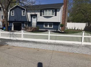 204 Cross St, Tewksbury, MA 01876